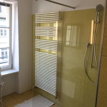 아파트 Altbautraum Am Gaertnerplatz 120 M2 뮌헨