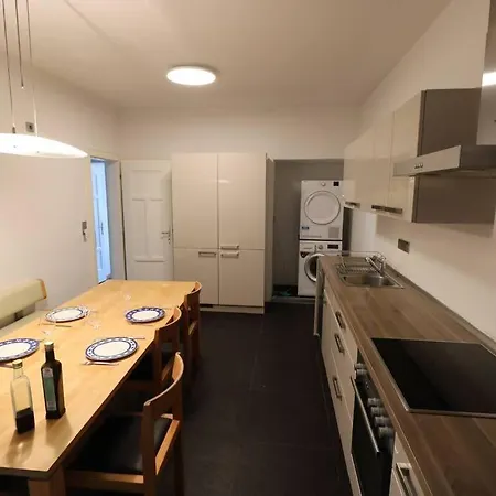 아파트 Altbautraum Am Gaertnerplatz 120 M2 뮌헨