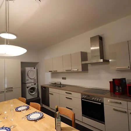 Altbautraum Am Gaertnerplatz 120 M2 Mnichov
